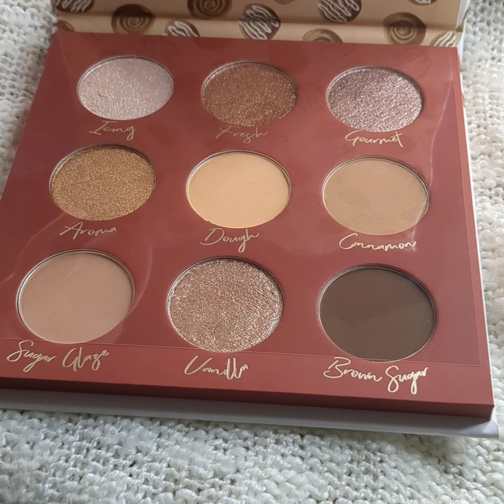 Beauty Bakerie The Chosen Bun Eyeshadow Pallate, 9x 1.5g/0.05oz
